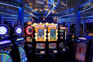 qq999bet Free Spin Triggers